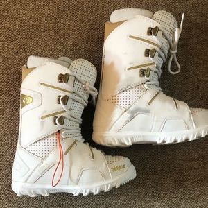 Thirty Two Snowboard Boots 7.5